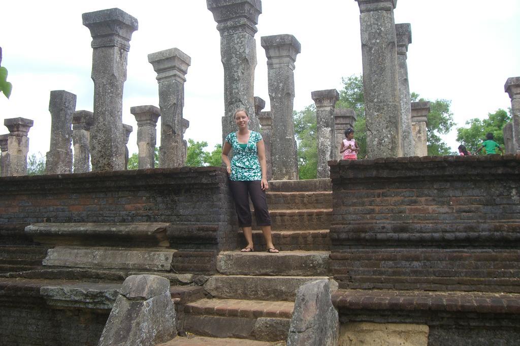 Risenlak Holiday Resort Polonnaruwa Eksteriør billede