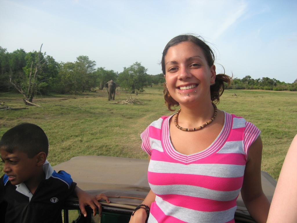 Risenlak Holiday Resort Polonnaruwa Eksteriør billede