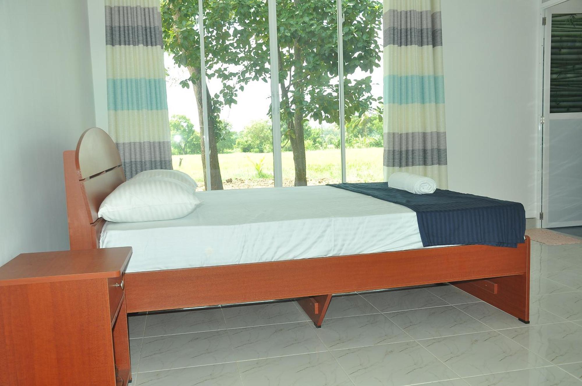 Risenlak Holiday Resort Polonnaruwa Eksteriør billede