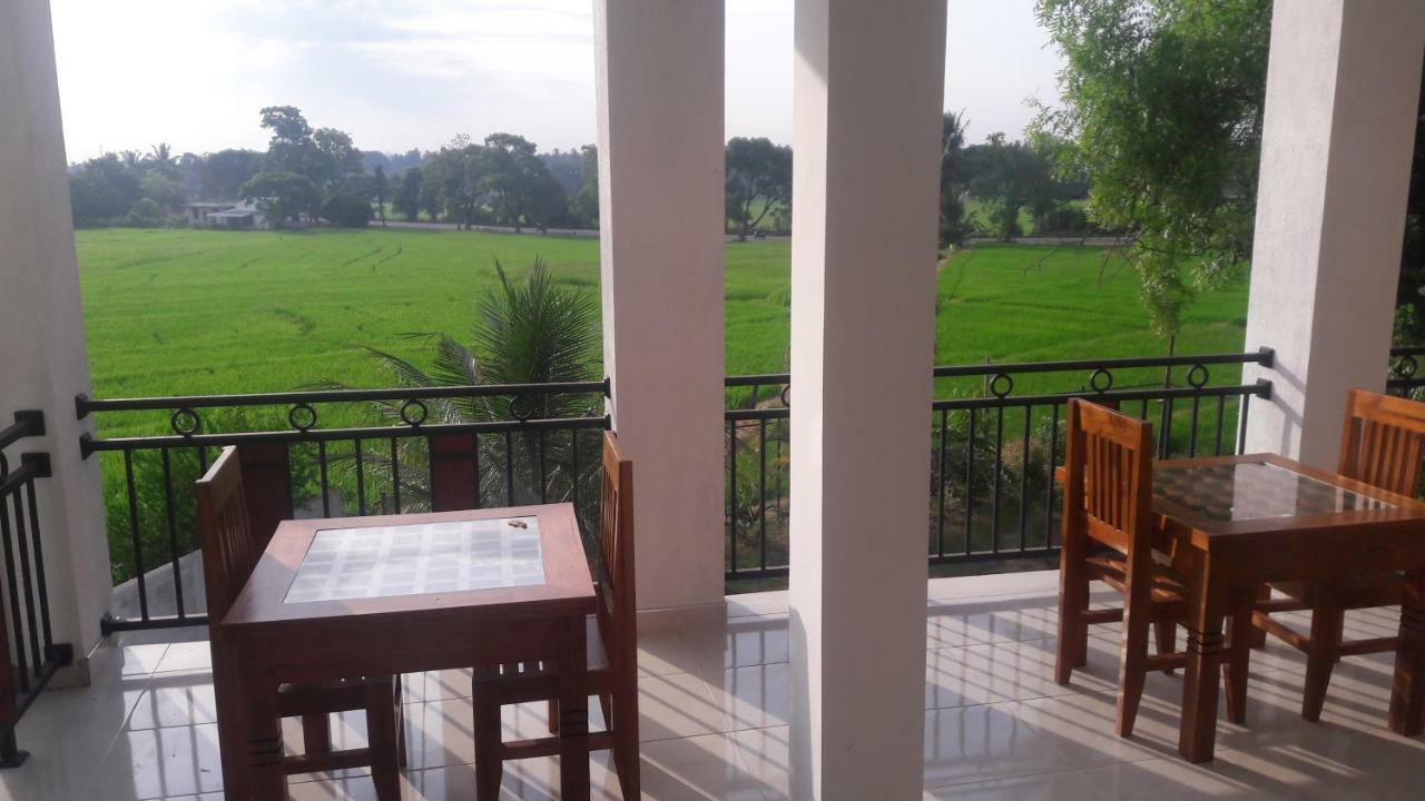 Risenlak Holiday Resort Polonnaruwa Eksteriør billede
